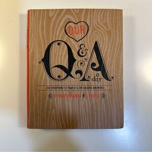 Question and Answer A Day Book. 3 year journal for couples. Brand new and unused